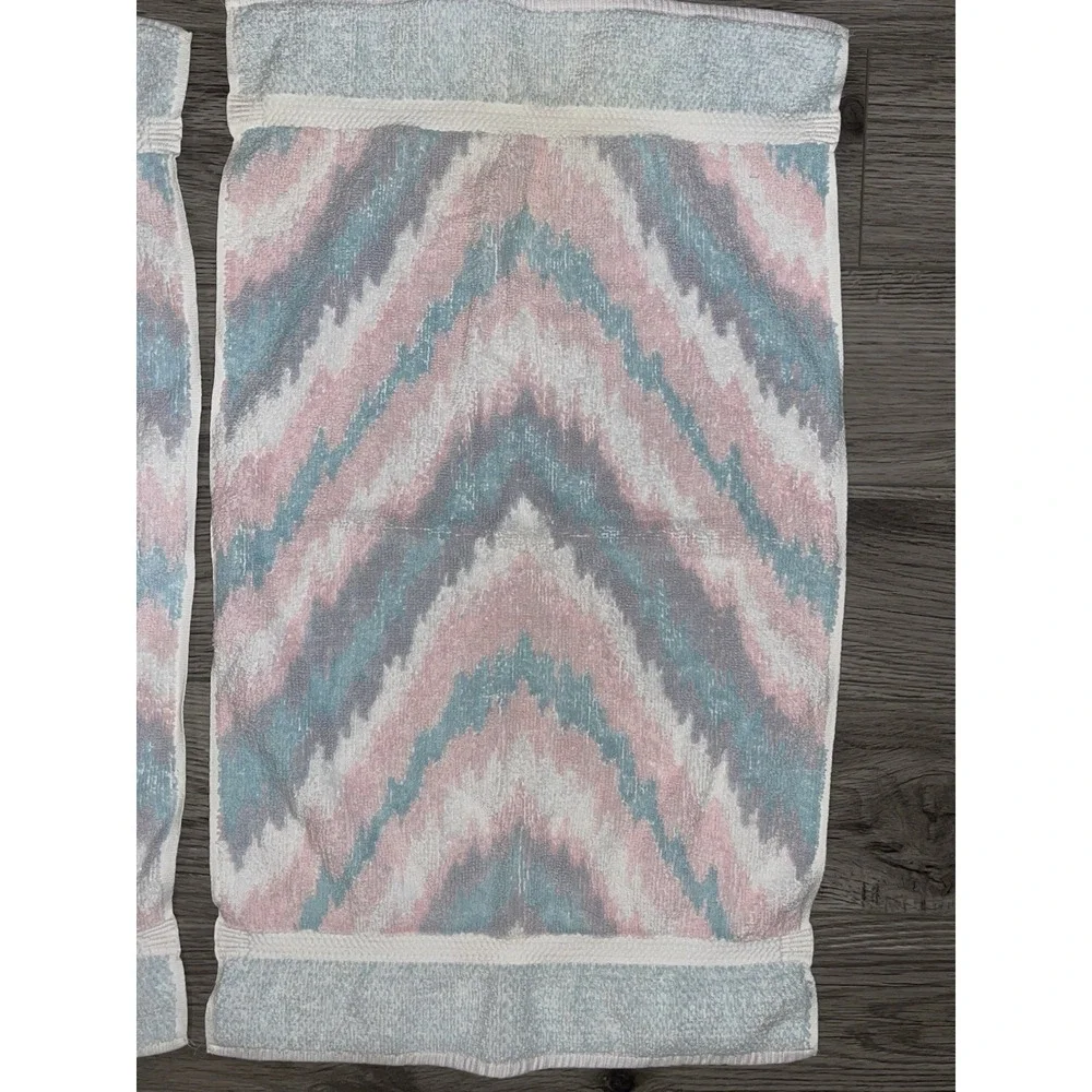 Vintage Towel‎ Set Of 6 Abstract Chevron Print Pink Blue & White